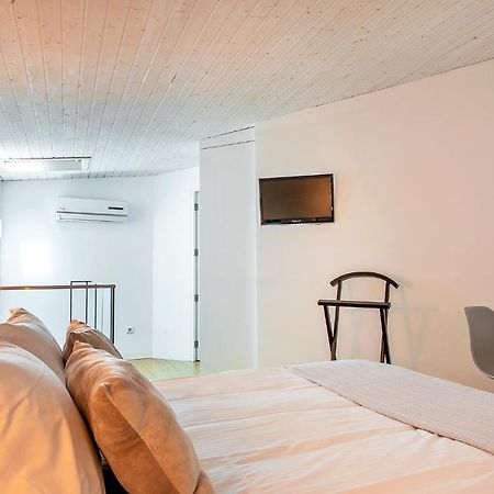 Wake Up Famalicao Aparthotel วีลาโนวา เจ ฟามาลีเกา ภายนอก รูปภาพ
