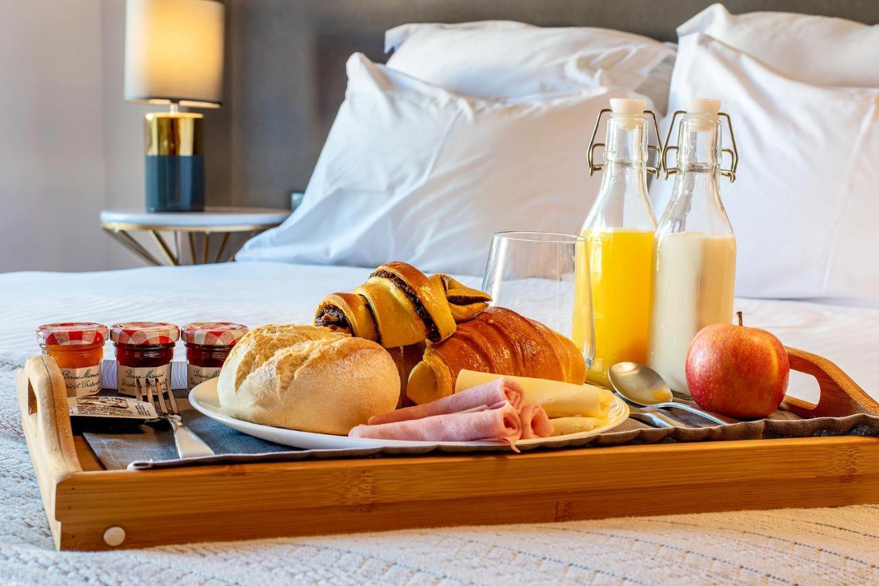 Wake Up Famalicao Aparthotel วีลาโนวา เจ ฟามาลีเกา ภายนอก รูปภาพ