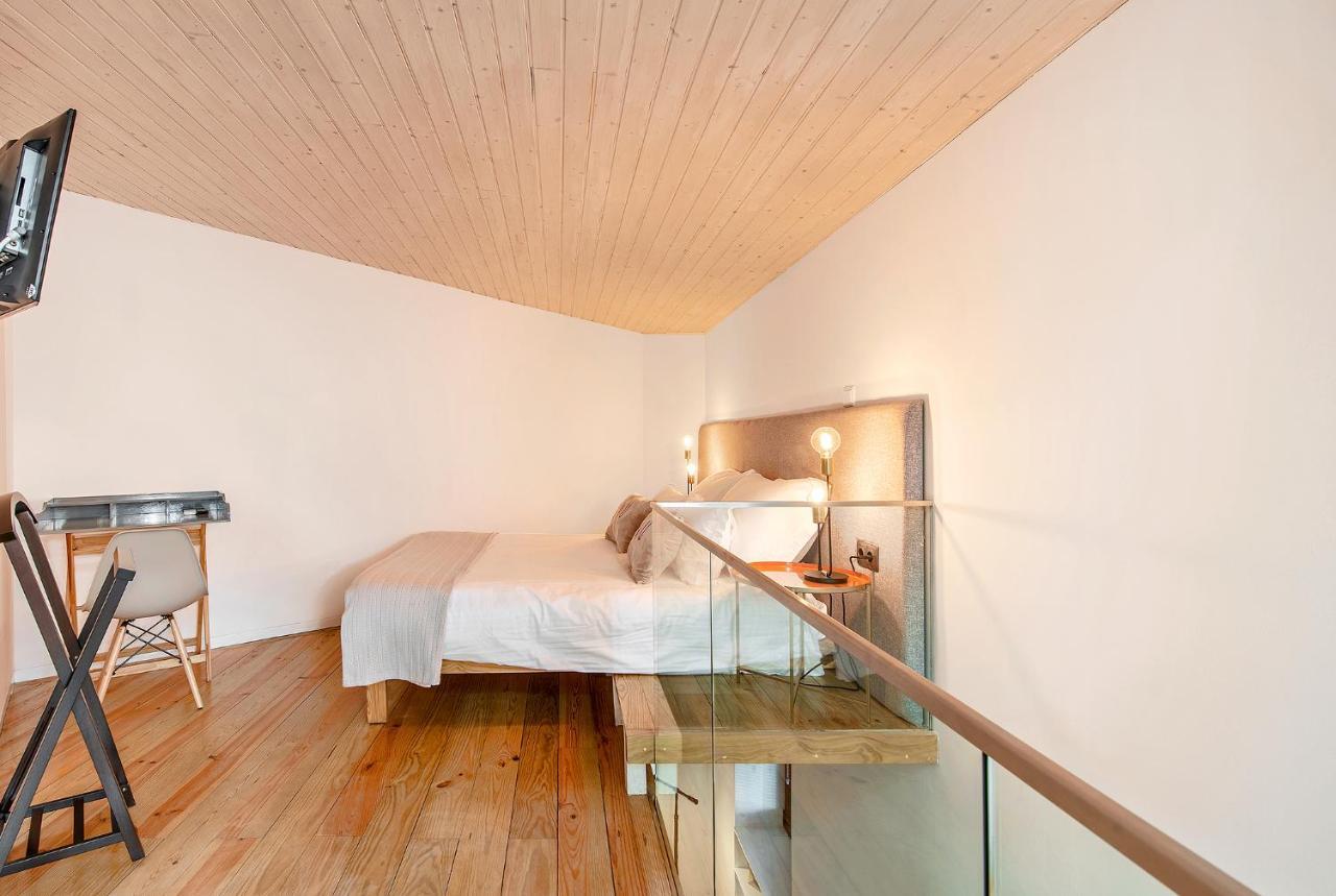 Wake Up Famalicao Aparthotel วีลาโนวา เจ ฟามาลีเกา ภายนอก รูปภาพ